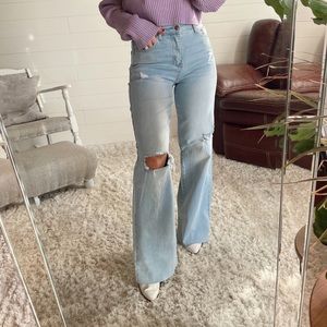 Wide leg high waisted jeans
